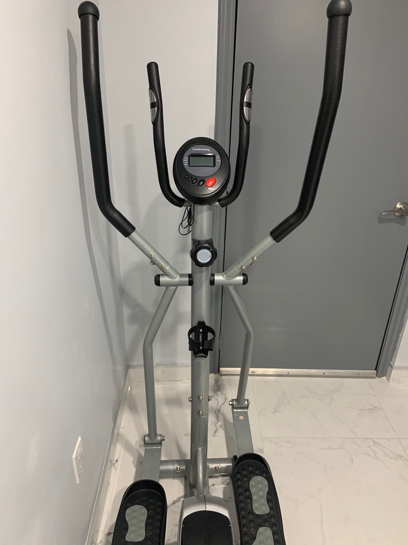 Elliptical machine for sale 75 Exercise Equipment Markham / York