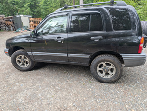 2000 Chevrolet Tracker