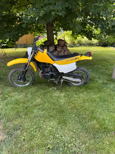 1999 Suzuki DS 80. New clutch, new Chain and sprockets, starts first kick. Great little bike. Asking...