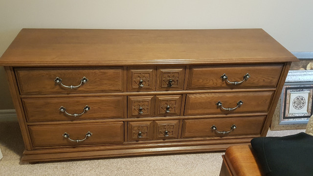 Vintage Antique Wood Dresser with Mirror in Dressers & Wardrobes in Sarnia