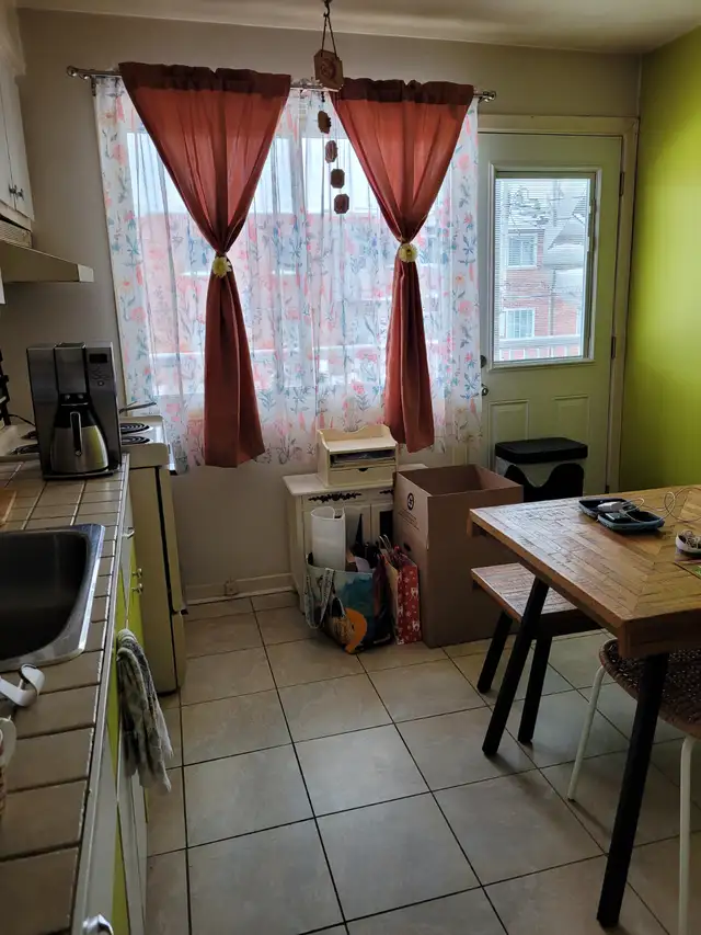 3 et demi a louer avenue pierre de coubertin, montreal