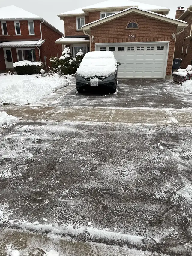 Snow Removal 595971068584929281