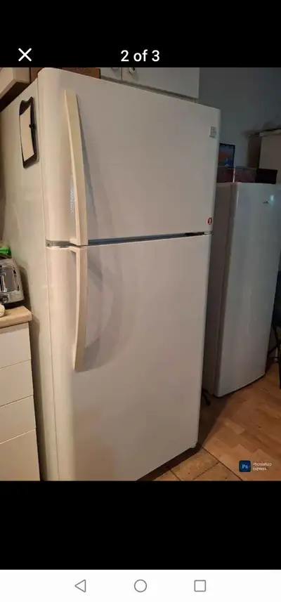 Beau réfrigérateur super propre, View more