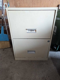 File cabinet 