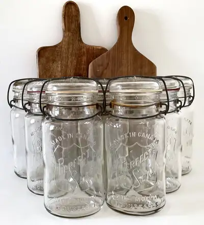 Antiquité 1930 Collection Pots en verre PERFECT SEAL Canada-2, View more