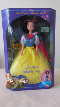 Vintage Disney Classics Snow White Doll MATTEL 1992