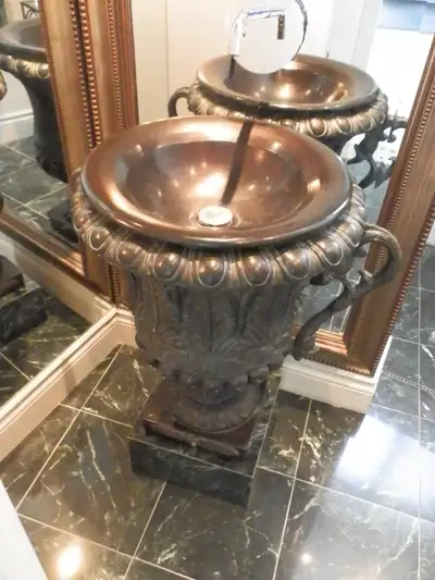UNIQUE+ORIGINAL/Lavabo sur pied / freestanding lavatory-washbowl, View more