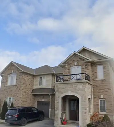 Great sized room. Fully furnished Lower level of family home. Exclusive 3 pc washroom. Has nice big...