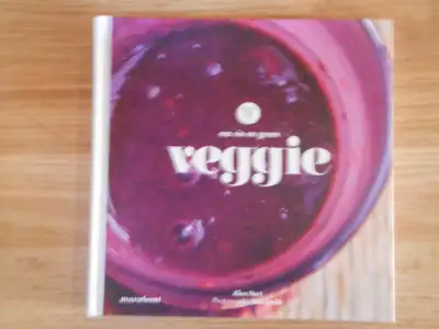 livre power of food par Adam Hart livre ma vie en green veggie par Alice Hart ces livres sont neufs...