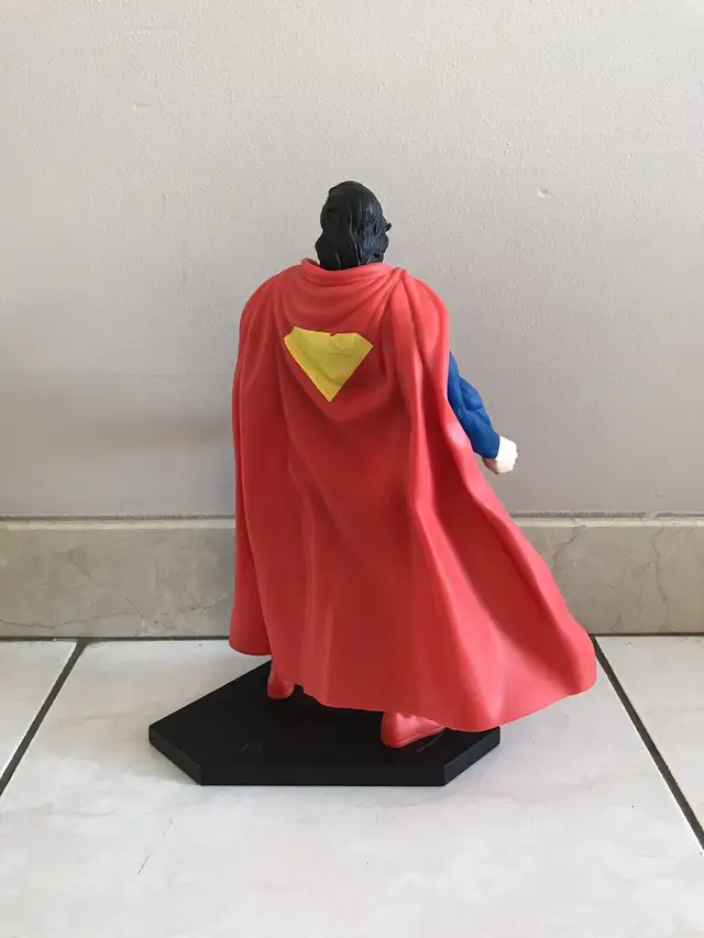 KENNER ULTIMATE SUPERMAN MAN OF STEEL 10” FIGURE in Toys & Games in City of Toronto - Image 3