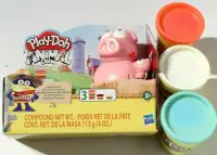 Play-Doh Fun Factory + Animal Crew Pig Piggy Playtime Farm Sets