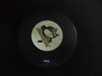 Officail Pittsburgh Penguins Game Puck