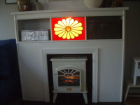 VINTAGE FIREPLACE MANTLE WITH ILLUSION FIREBOX