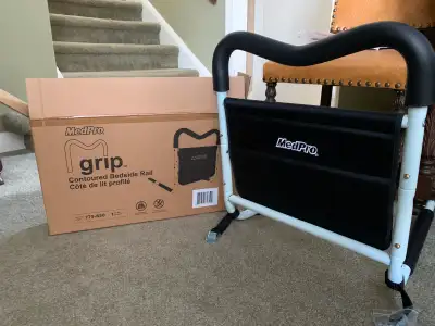 Bed side rail to assist with entry and exit from bed for those with mobility issues. Assembled but n...