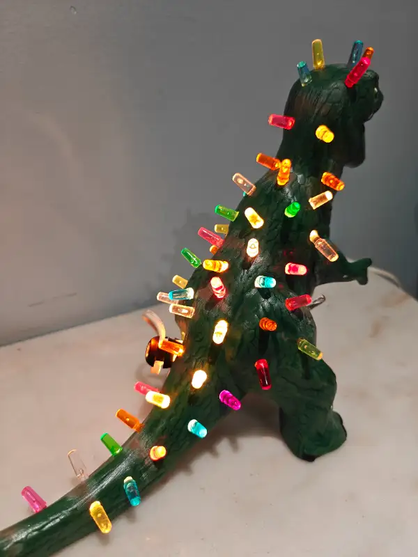 Christmas ceramic dinosaur dino lighted tabletop display in Arts & Collectibles in City of Toronto - Image 4