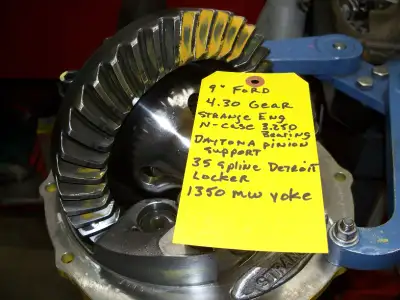 New Strange Engineering nodular case ,, New 4.30 gear, New 35 spline Detroit Locker ,, New Bearings...