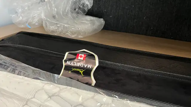 Luxury 11" extra thick foam and separate springs queen mattress in Beds & Mattresses in Markham / York Region - Image 4