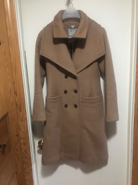 NEW!! Beautiful lined wool 3/4 length wool coat from Simons 