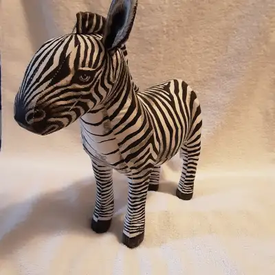 13" high x 4" wide x 14.5" long. New condition, all tags attached and stenciled on belly. Full silks...