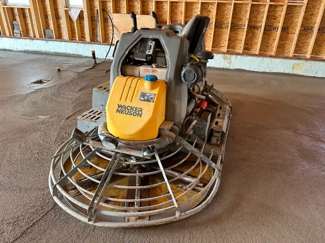 Wacker Neuson 10ft Rider Trowel521682961103605766