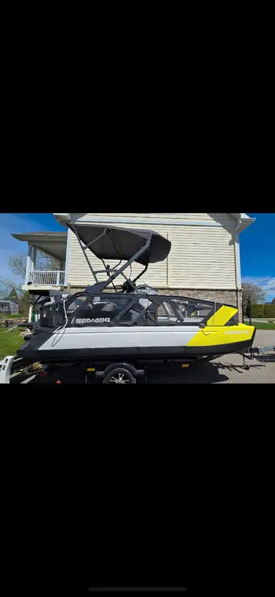 Seadoo Switch, sport, new, 2023, 230HP. Incudes trailer, table, deep sounder, Garmin, two batteries...