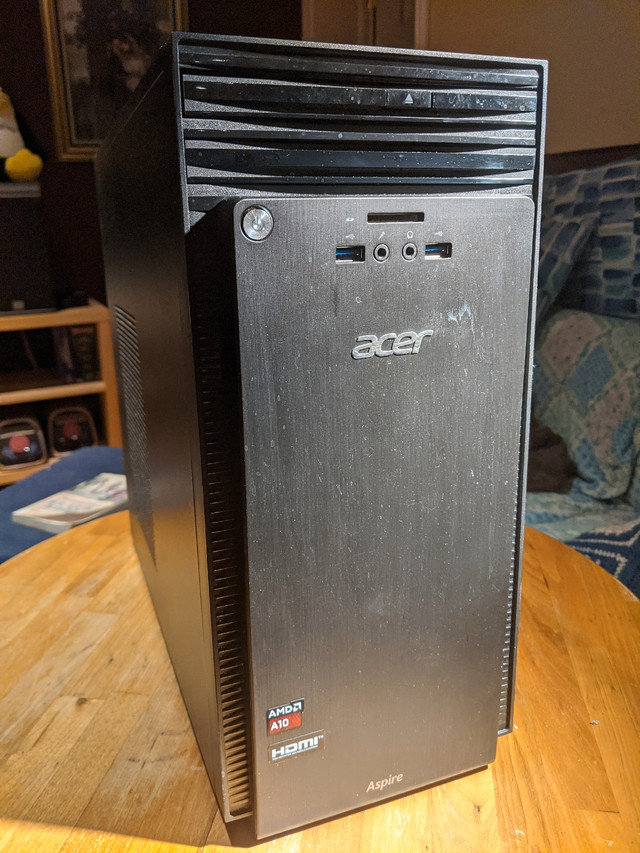 Acer Aspire TC-220 desktop computer in Desktop Computers in Mississauga / Peel Region