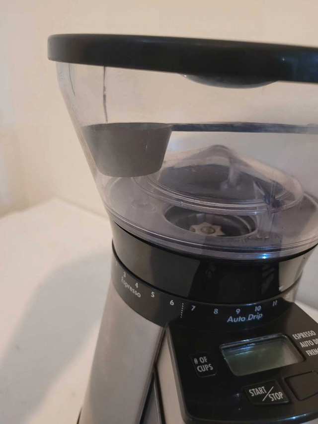 Coffee grinder in Coffee Makers in Kitchener / Waterloo - Image 3