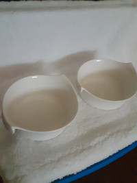 2 Glass Bowls plus 1 Narrow Dish