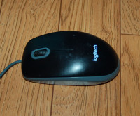 Logitech Mouse M-U0026 USB PC Computer Scroll Wheel