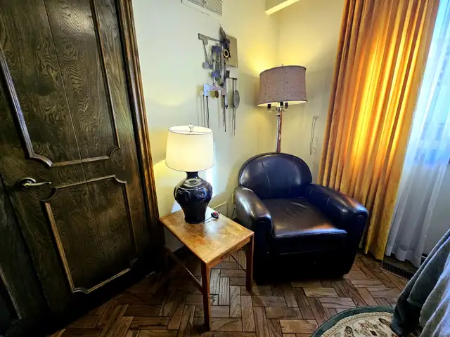 Avail Now! Furnished Deluxe Double Room for Rent - West Toronto in Short Term Rentals in Mississauga / Peel Region - Image 4