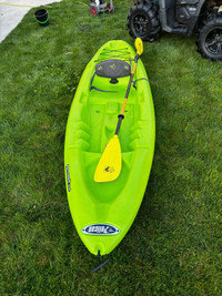 Kayak 10ft with paddle 