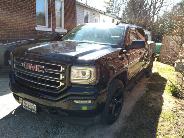 2017 GMC Sierra Crew Cab 1500 in Cars & Trucks in Owen Sound - Image 2