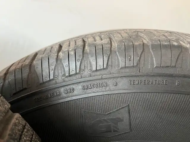 Toyota 4 Runner Rims & Tyres in Tires & Rims in Hamilton - Image 5