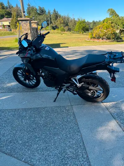 Like new Honda CB500X 2020 Only 2400K Needs to be seen to be appreciate!