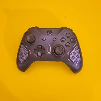 I'm selling this Xbox One Combat Tech Controller It's been tested and everything works Pickup near W...