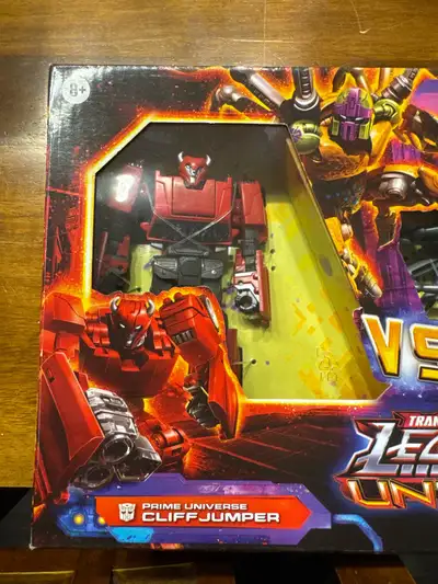 Transformers Legacy united - Prime Cliffjumper, View more