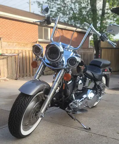 1996 Harley Davidson 26,629.ks The last of the real harleys. New tires with less than 200 kilometers...