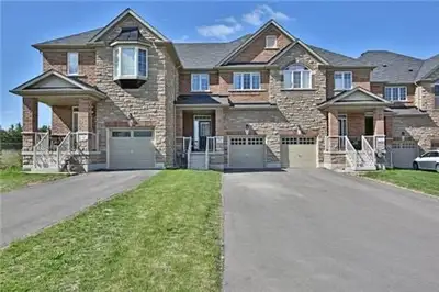 Beautiful, with 9' ceiling, pot-lights, hardwood flooring throughout, very close to AJM Public Schoo...