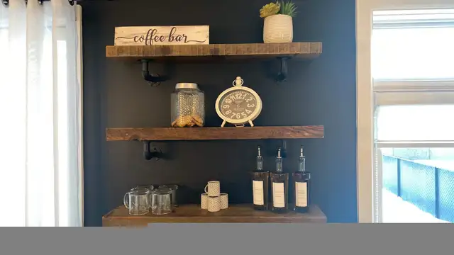 Tablettes en bois de grange finies à la cire d'abeilles  in Home Décor & Accents in Laval / North Shore - Image 7