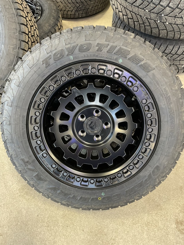 Ford Bronco sport, Maverick Fuel wheels with Toyo AT3 tires (4) Tires