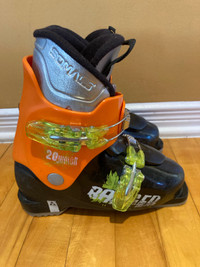 Kids ski boots 210-215