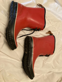 Windriver ladies size 11 rain boots 