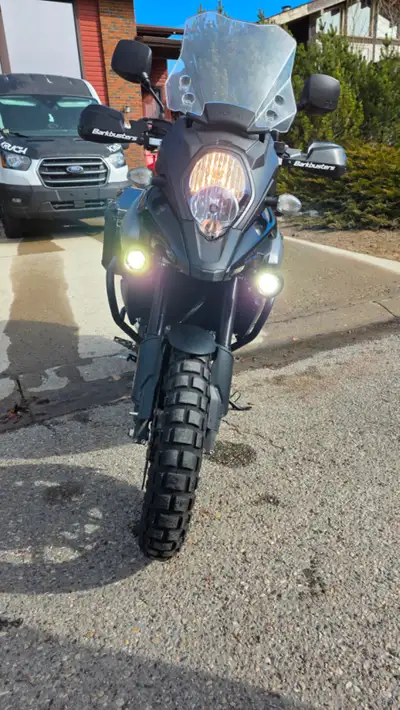 Clean, low-km 2018 V-strom DL1000 ready for spring riding. Reliable, comfortable, and set up for tou...