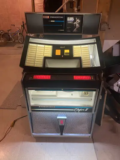 1964 Rockola Capri II, works and sounds great. Rock-Ola, Wurlitzer