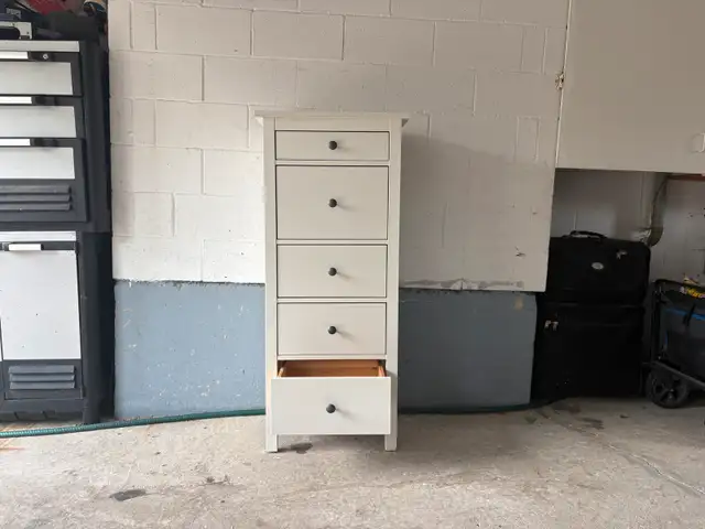 IKEA Dresser63848995435393124