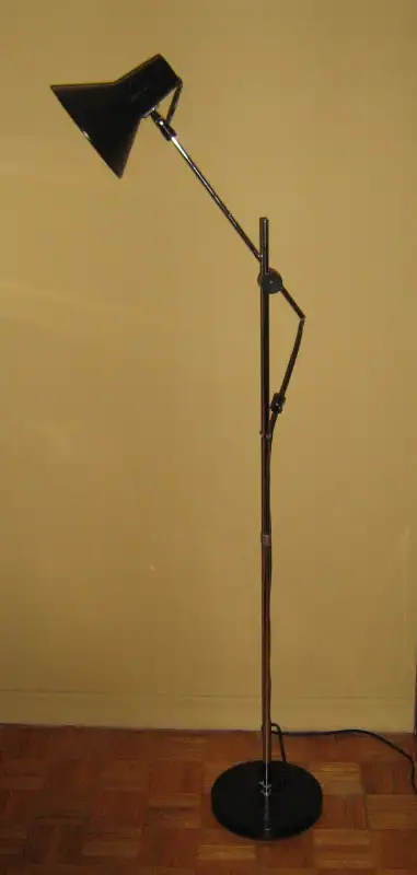 Vintage Stilnovo Arredoluce Adjustable Arm Floor Lamp in Indoor Lighting & Fans in City of Toronto - Image 5