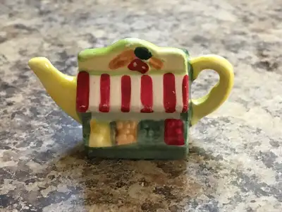 FOR SALE Red Rose Collector Teapot in 'like new' condition. Measures 2.5 " wide by l.5" high. Asking...