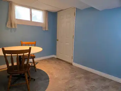 2 Connected Furnashed Basement Rooms Near College