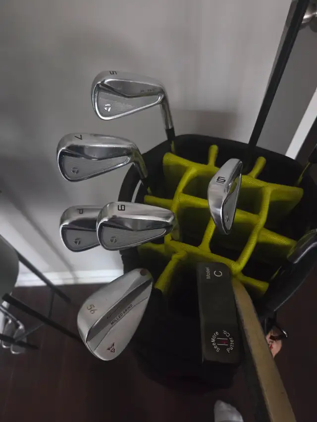 TaylorMade P7-MC Golf Clubs PW - 4i Right Hand in Golf in Hamilton - Image 7