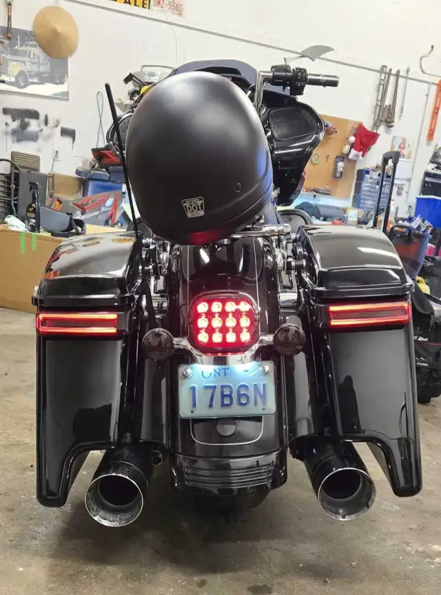 2015 Harley Davidson Road Glide Special in Touring in Ottawa - Image 6
